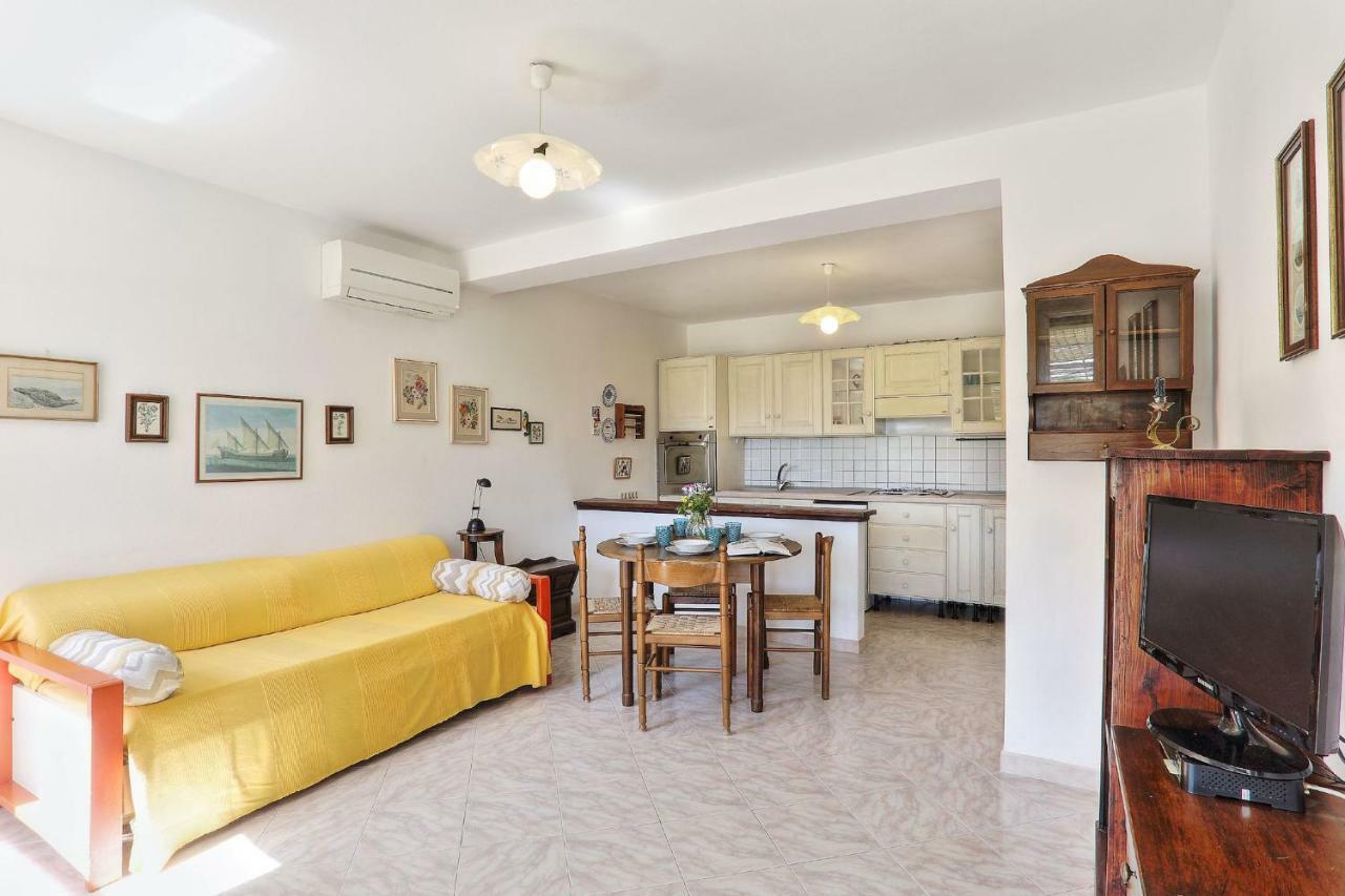 Il Giardino Nel Sole Bilo Apartment กาโปลิเวรี ภายนอก รูปภาพ